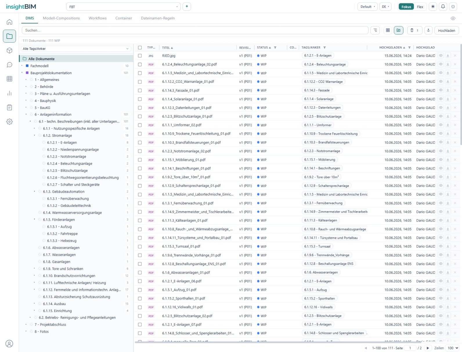 Dokumentenmanagement in insightBIM: Ordnerstruktur der Bauprojektdokumentation mit Dokumentliste, Revisionen, Status und Tags